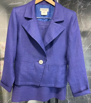 Traje Vintage Yves Saint Laurent chaqueta y falda