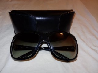 Gafas de sol Prada negras