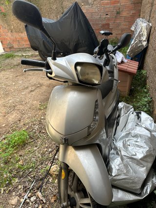 Scooter Peugeot Tweet 125 (2010)