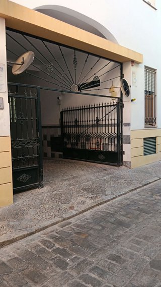 Se alquila plaza de garaje, pleno centro de Jerez