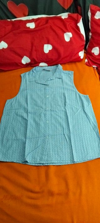 3 Blusas Talla L todo por 6€