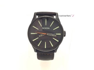 reloj pulsera caballero nixon the sentry leather