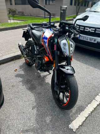 KTM Duke 125