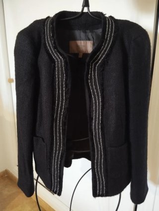 Chaqueta Negra Cortefiel Talla M da poca talla