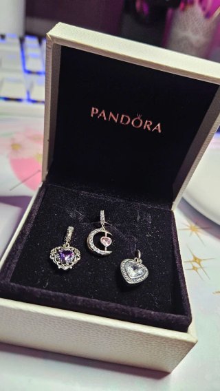 Conjunto 3 Charms Pandora con Caja