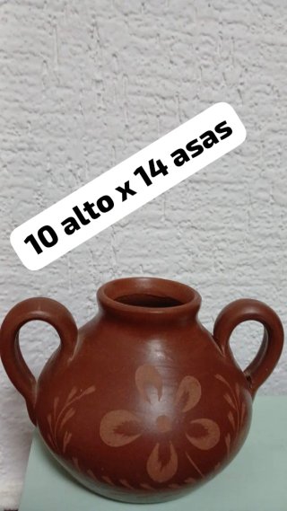 Jarrón de Barro Artesanal