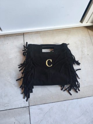 Bolso de Piel Negro con Flecos
