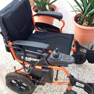 Silla para movilidad reducida eléctrica nueva