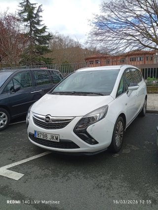 Alquilo mi coche.7 plazas.1 mes