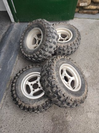 Llantas ITP