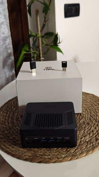 Mini PC Ryzen 7 350ES Radeon 860M 16GB DDR5 256SSD