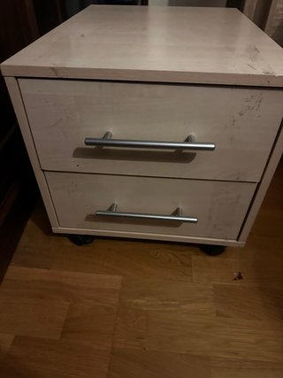 Cajonera de escritorio con ruedas