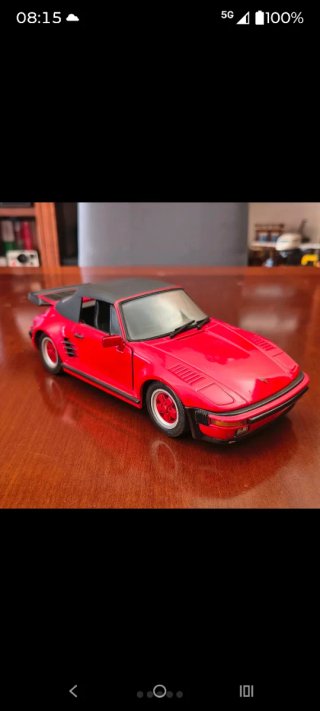 Modellino Porsche 930 Turbo Revell 1/18