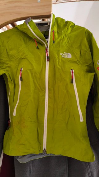 Chubasquero The North Face Verde
