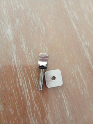 ☸️Tornillo de sujeción quilla de paddle surf