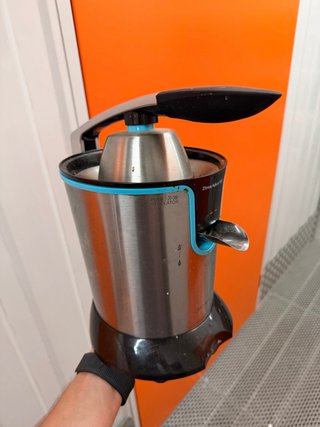 Exprimidor de zumo eléctrico