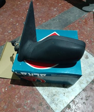 Retrovisor Izquierdo Peugeot 106 S2