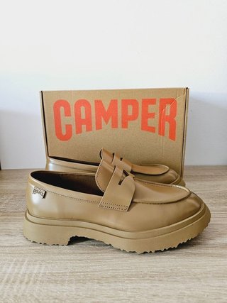 Mocasines piel Camper. Nuevos