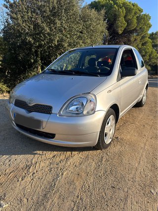 Toyota Yaris 2001
