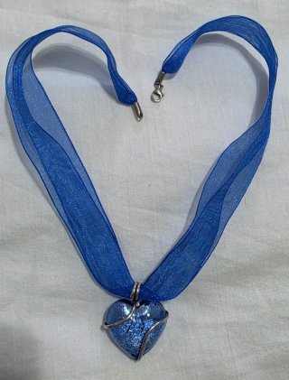 Collar con Corazón de Murano Azul