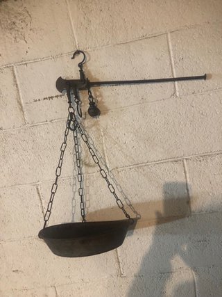 Bilancia a stadera antica in ferro