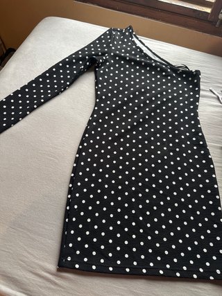 Vestido corto de lunares