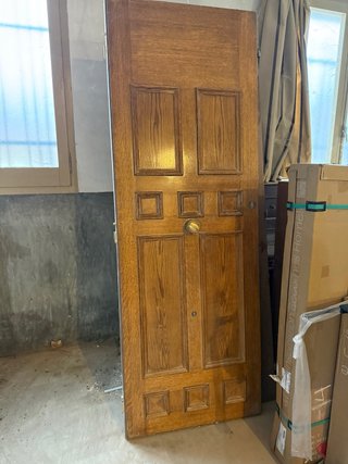Puerta de Madera Maciza de Roble