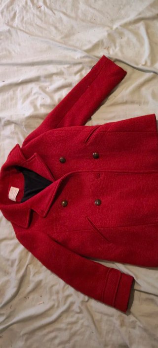 Abrigo Rojo de Paño