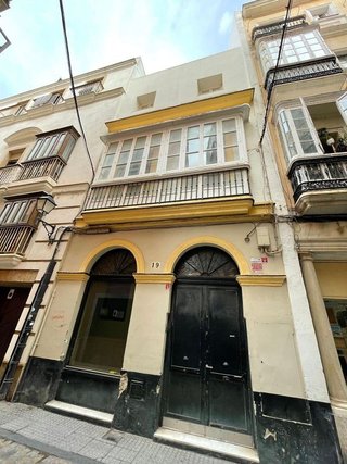 Edificio en venta en Centro Histórico - Plaza España en Cádiz