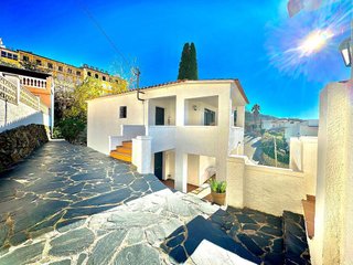 Chalet en venta en Els Grecs - Mas Oliva en Roses