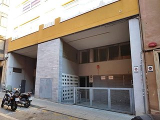 Local comercial en venta en Can Clota en Esplugues de Llobregat