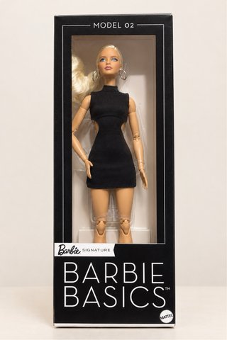Barbie Signature Basics Model 02