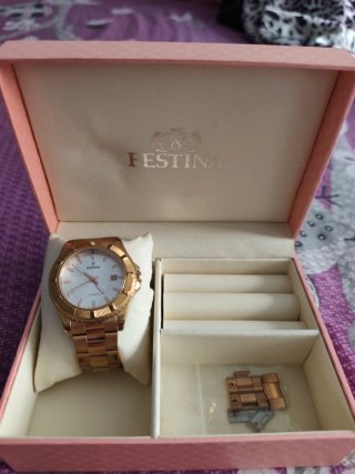 Reloj Festina Dorado