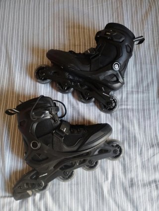 Patines en Línea Negros