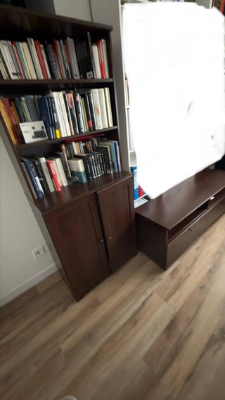 Librería de Madera Marrón