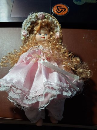 Bambola da collezione anni 90