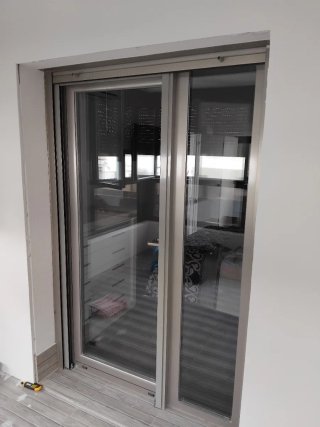 Puerta Aluminio con Fijo