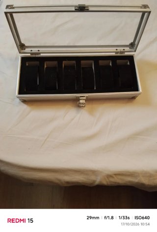 Caja expositora para 6 relojes