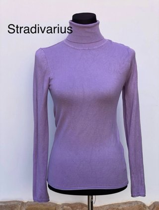 Jersey de cuello alto Stradivarius morado
