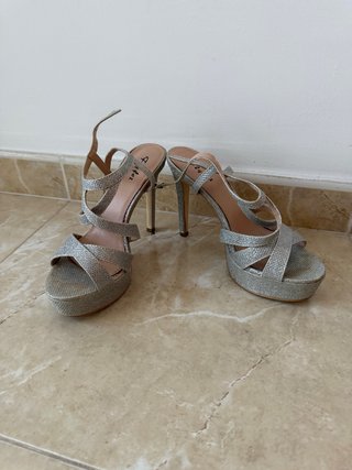 Zapatos de Fiesta Plateados Talla 38