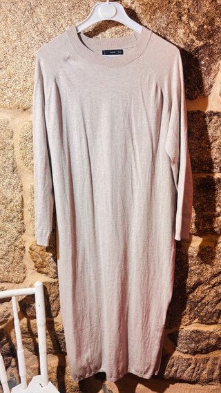 Vestido midi de punto Mango beige