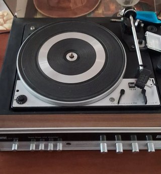 Tocadiscos Bettor EF-250 con Dual 1224