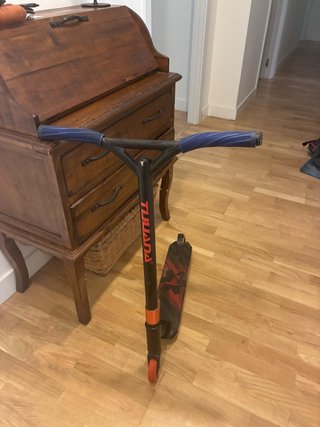 Scooter Tuuana