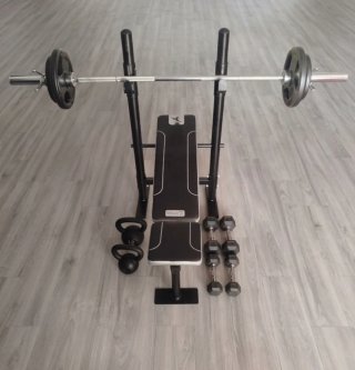 Banco de Gimnasio con Pesas y Barra