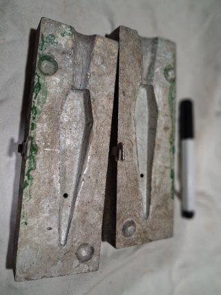 Molde para Plomos de Pesca