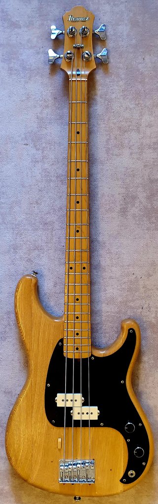 Bajo Ibanez RB620 Roadstar II (1983)