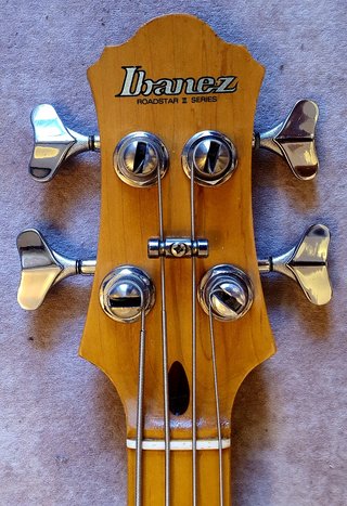 Bajo Ibanez RB620 Roadstar II (1983)