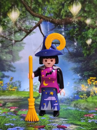 Playmobil Bruja con capa joroba escoba Halloween