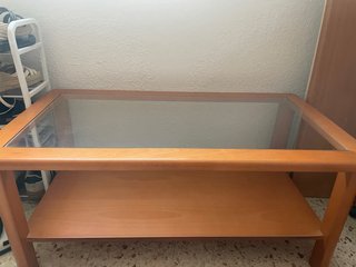 Mesa de centro de madera y cristal