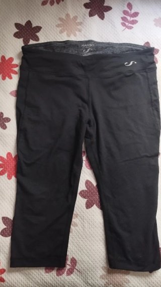 Pantalones deportivos Mango negros